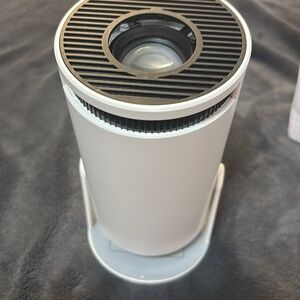 Halimomo Technology Portable Projector